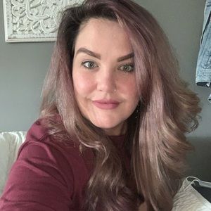 Meet your Posher, Meagan